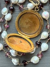 Load image into Gallery viewer, Antique Jugendstil Style Locket