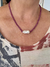 Cargar imagen en el visor de la galería, 14k Star Ruby and Baroque Pearl Necklace