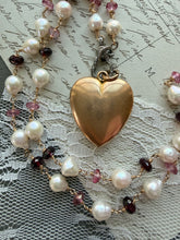 Load image into Gallery viewer, Vintage W&amp;H Co Heart Locket