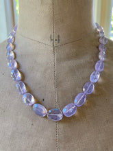 Cargar imagen en el visor de la galería, Lavender Quartz Nugget Necklace