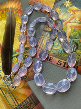 Cargar imagen en el visor de la galería, Lavender Quartz Nugget Necklace