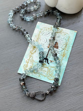 Charger l&#39;image dans la galerie, Moss Aquamarine Necklace with Pave Diamond Clasp