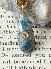 Cargar imagen en el visor de la galería, Gemstone K2  Blue Dot Jasper Necklace