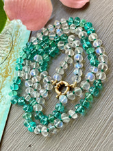 Charger l&#39;image dans la galerie, Rainbow Moonstone and Emerald Necklace