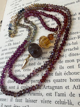 Cargar imagen en el visor de la galería, Multi Garnet Necklace with Carved Pumpkin Pendant
