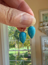 Cargar imagen en el visor de la galería, 14k Turquoise Drop Charm