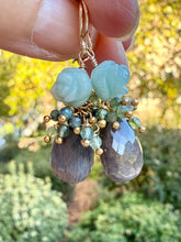 Carica l'immagine nel visualizzatore di Gallery, Carved Amazonite and Black Moonstone Earrings