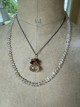 Charger l&#39;image dans la galerie, Golden Rutilated Quartz Pendant