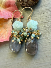Carica l'immagine nel visualizzatore di Gallery, Carved Amazonite and Black Moonstone Earrings