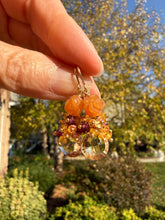 Carica l'immagine nel visualizzatore di Gallery, Carved Orange Aventurine and Champagne Citrine Earrings